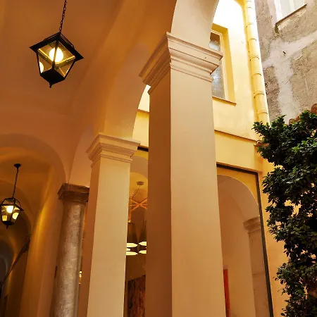 Navona Luxury Апарт-отель Рим