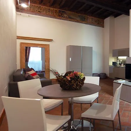 Navona Luxury 2*