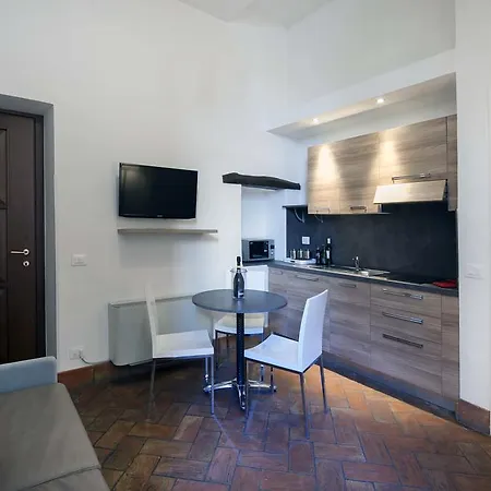 Ξενοδοχείο με διαμερίσματα Navona Luxury