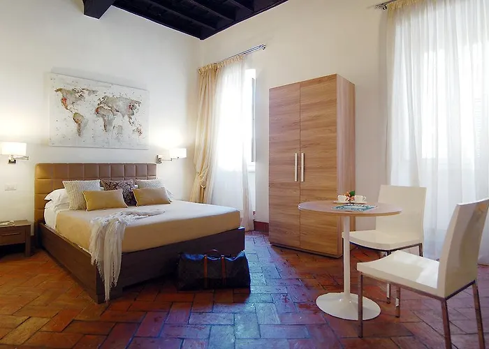 Navona Luxury 2*