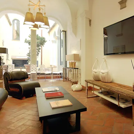 Navona Luxury 2* Rom