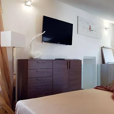 Navona Luxury Aparthotel